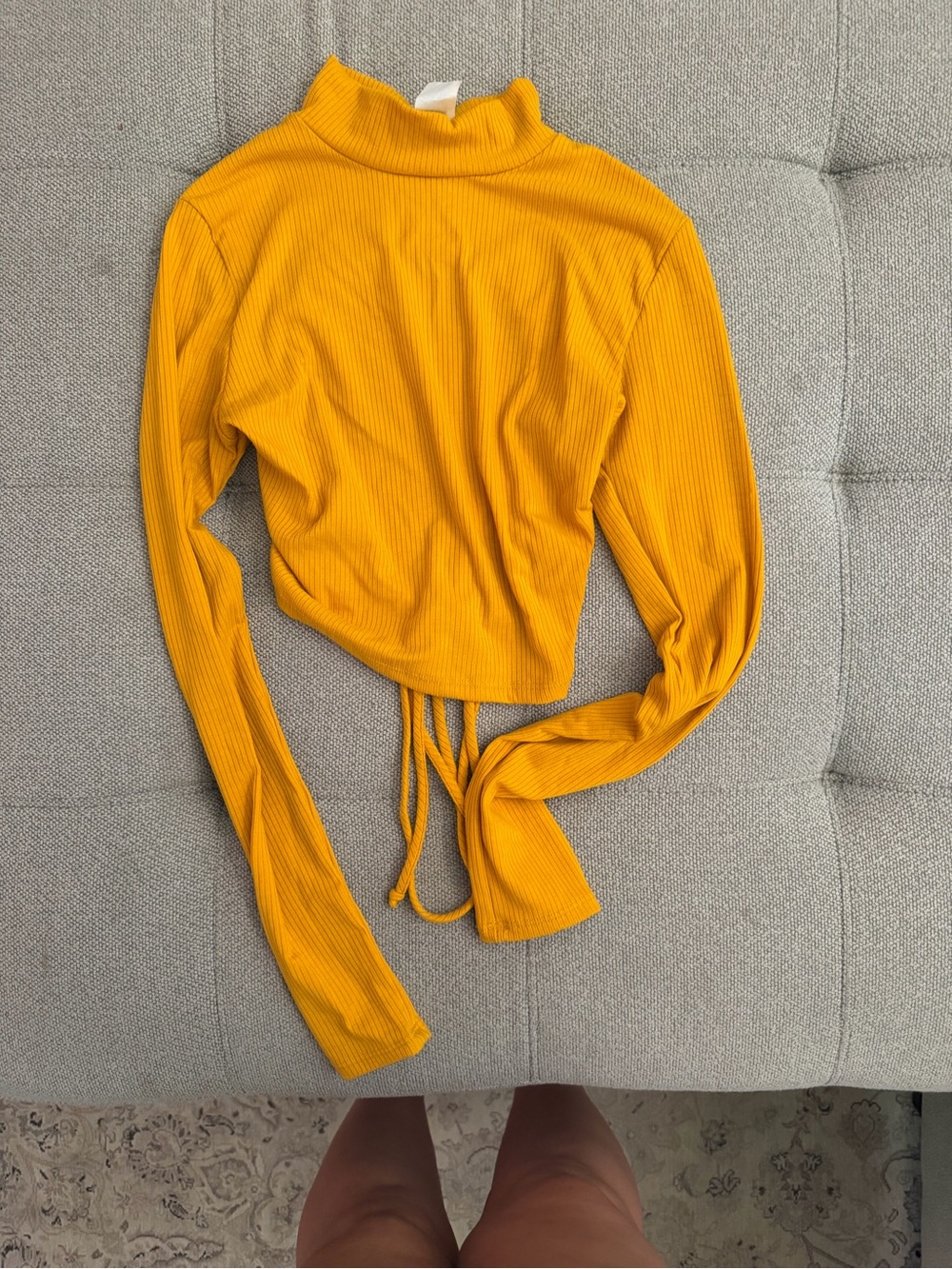 Women’s Ribbed Mock Neck Long Sleeve Top in Mustard